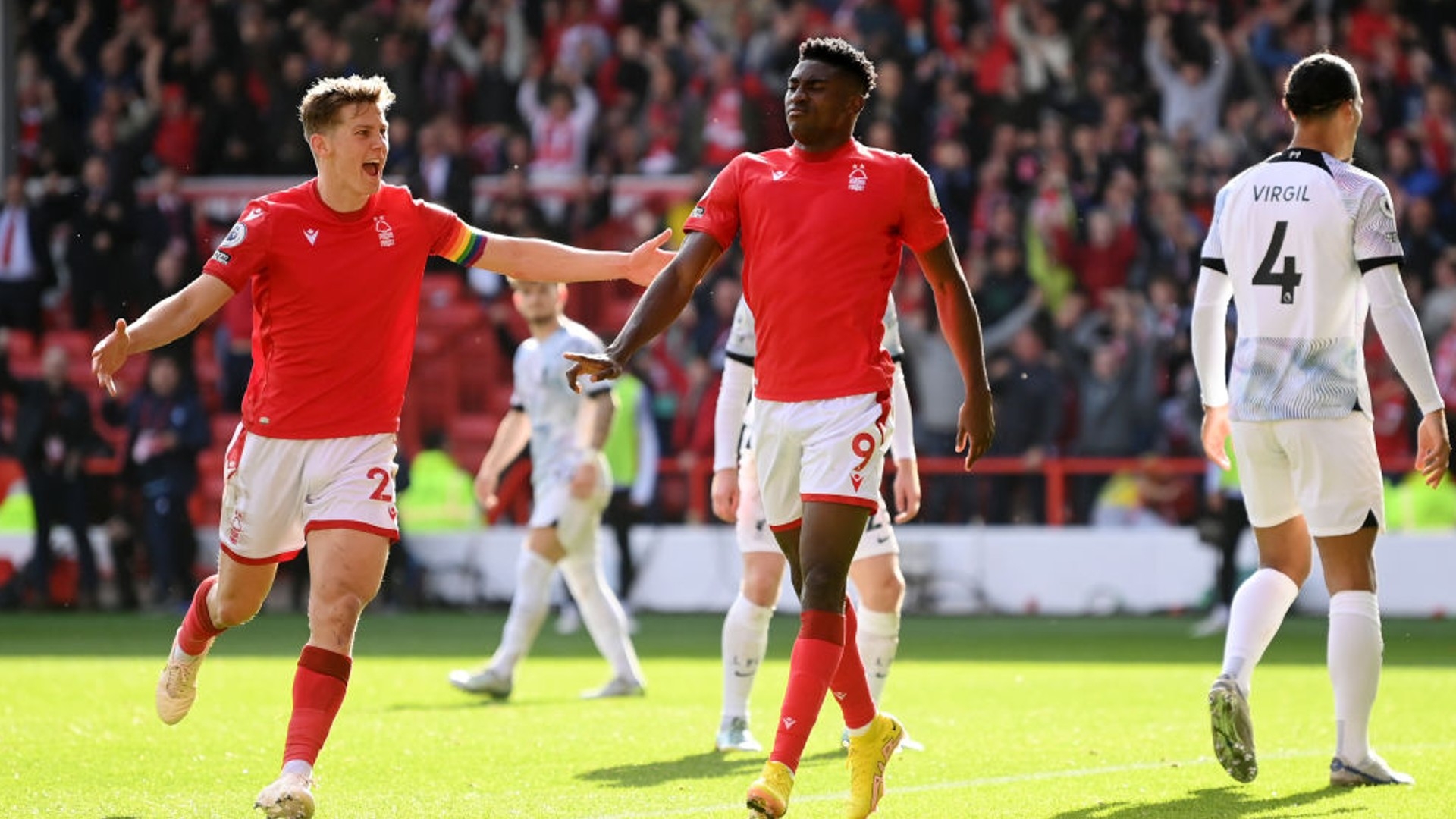 际合作中经 际合作中经